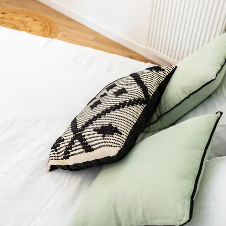 Le Pascal Apartment